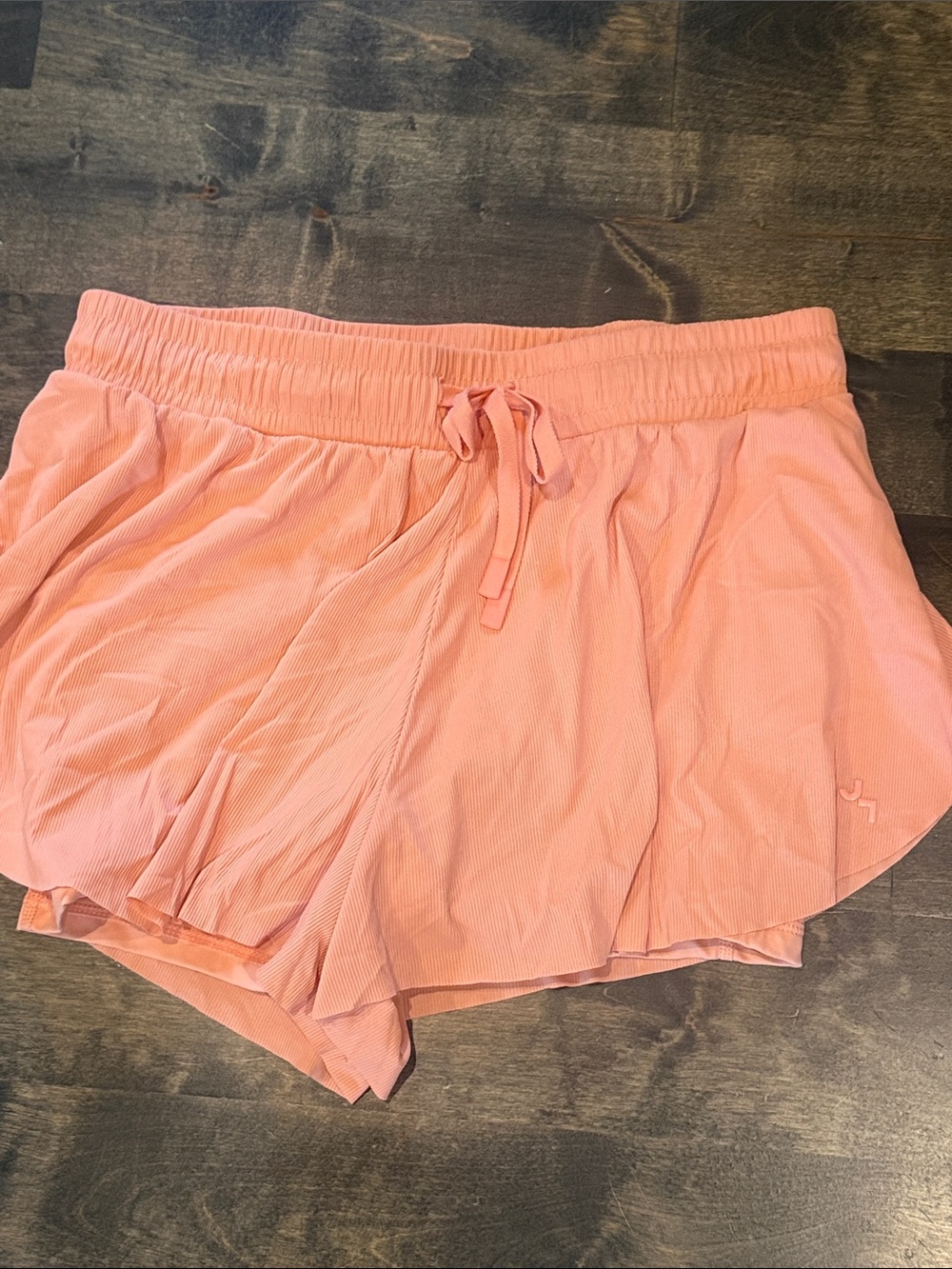 Women's Peach Elastic-Waist Active Shorts
